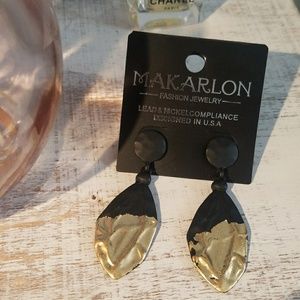 ⬇💥SALE!💥 Textured Metal Fashion Post Earrings